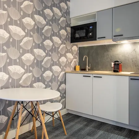 New Near Bois De Vincennes